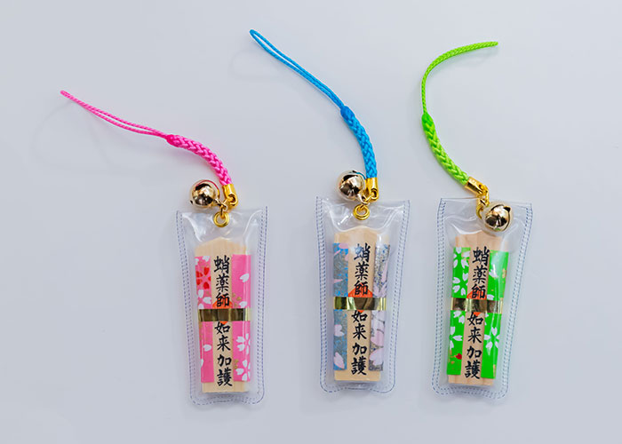 蛸薬師加護お札型ストラップ